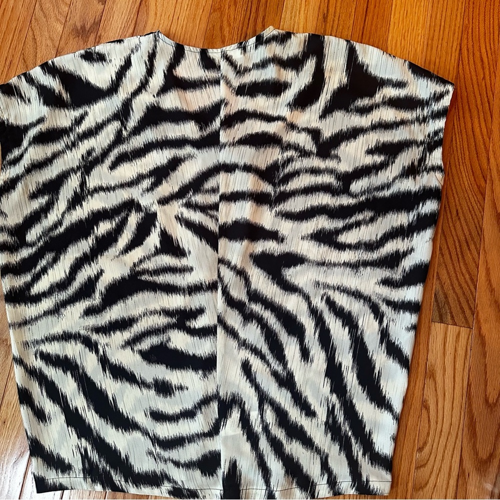 MICHAEL Michael Kors Black and White Zebra Print Blouse - Picture 5 of 6